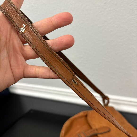 Vtg 60s 70s Tan Leather Womens Flap Shoulder Satchel Bag Purse Hippie Boho - Picture 5 of 9